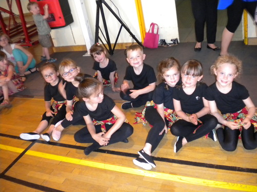 COURS SPECIAL DECOUVERTE DE LA DANSE AU GYMNASE VERLAINE DE FAULQUEMONT