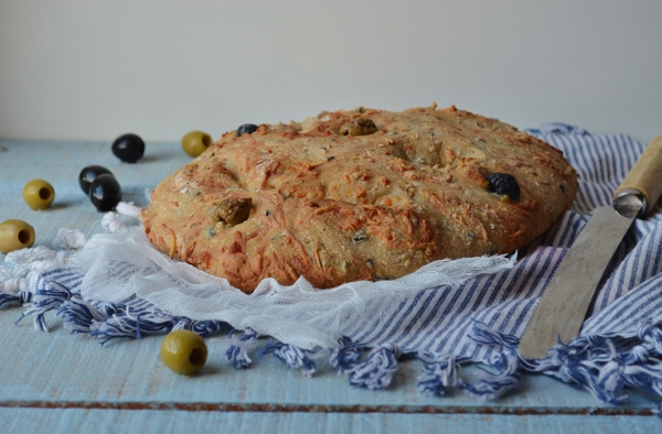 Fougasse aux deux olives