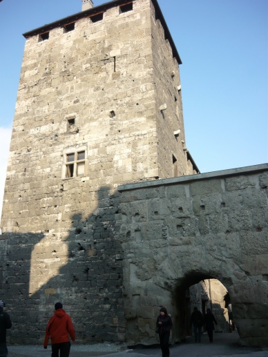 Tour des Seigneurs Sandi Ursi (Via Porta Praetoria)