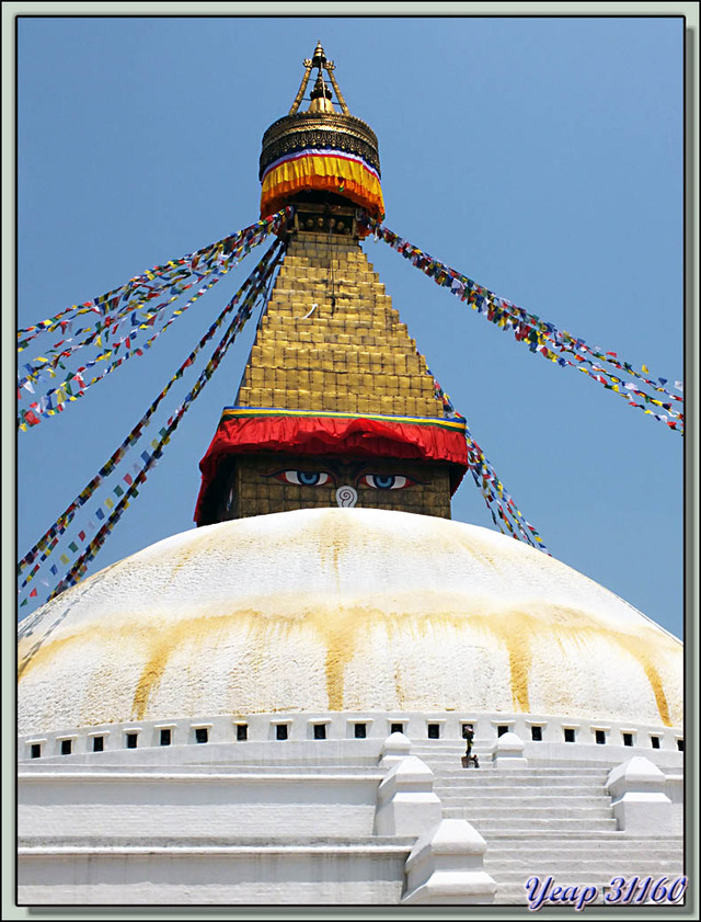 Blog de images-du-pays-des-ours : Images du Pays des Ours (et d'ailleurs ...), Il est si beau qu'avant notre départ un retour au stupa de Bodhnath s'impose - Katmandou - Népal