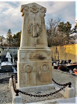 Les tombes de sodats français décédés pendant la guerre de 1870 à Hamm, en Westphalie, ont été visitées par le Souvenir Français