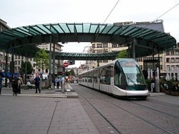 280px-tramstrasbourg_linea_hommefer_versillkirch