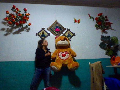 Le royaume du kitch dans notre chambre d'hôtel à Cajamarca 