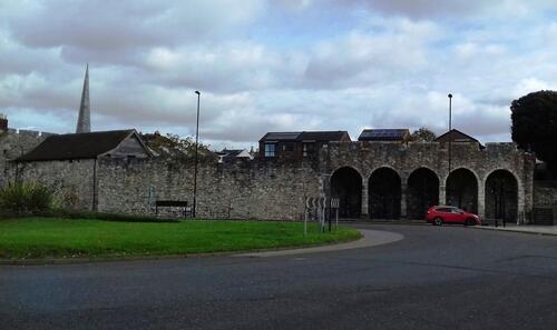 Outer Bailey Wall à Southampton