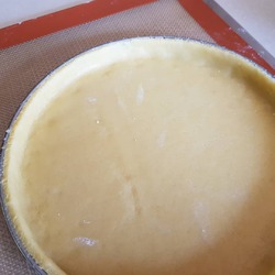 * TARTE AUX POMMES ET COINGS (MOF Patrice Ibarboure)