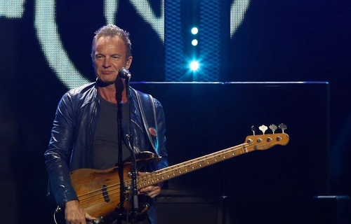 Sting vient d'annon­cer qu'il se produi­rait au Bataclan pour célé­brer sa réou­ver­ture