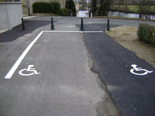 L’accès pour les personnes à mobilité réduite : on avance…