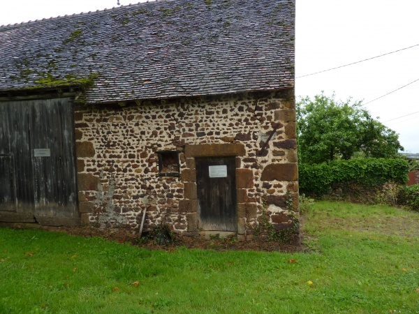 Un village en ruine dans l'Indre