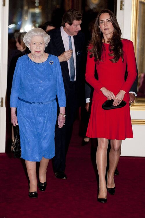 Kate Middleton : la reine Elisabeth II lui a prêté ses bijoux pour son voyage en Australie