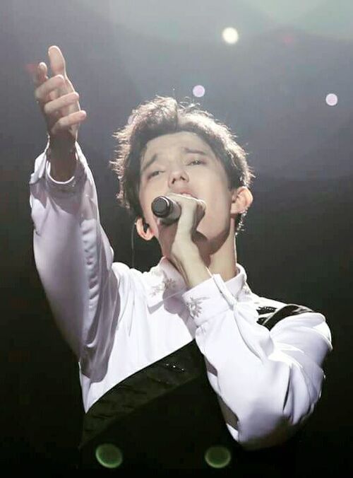 Dimash Kudaibergen Wows Astana Concert