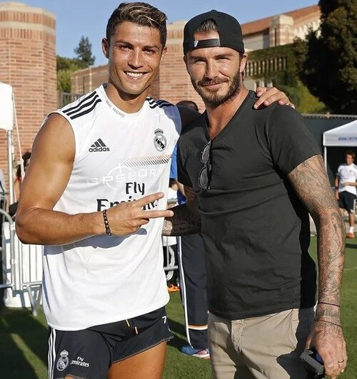 David Beckham s’invite à l’entraînement du Real et pose avec Cristiano Ronaldo