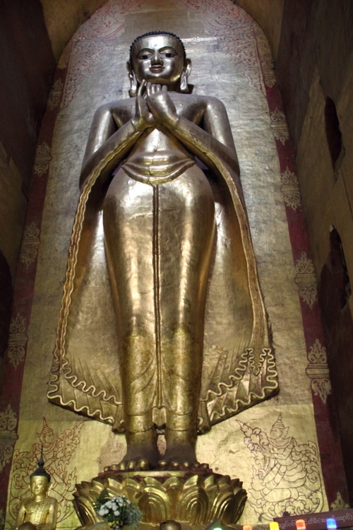 Le temple Ananda à Bagan