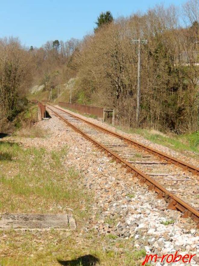 Limousin : Une petite randonnée au village de Vignols (19)  