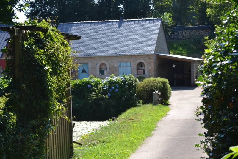  la promeneuse  ( moulin )