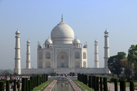 Le Taj Mahal, près d'Agra (photo : Gérard Grégor, pour Herodote.net, 2014)