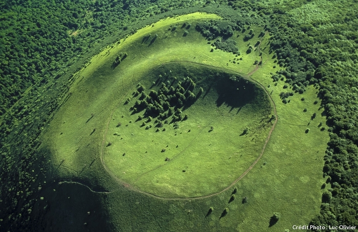 auvergne_selection_la_chaine_des_puys_lo.jpg