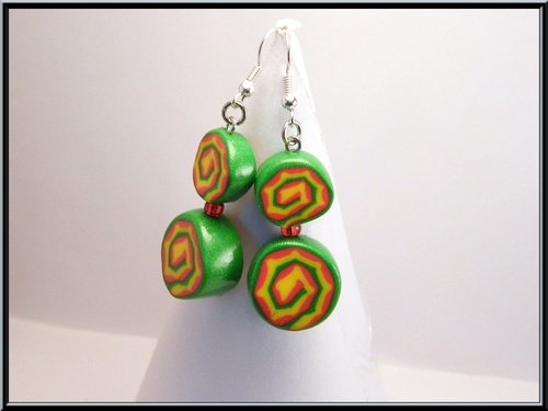 Boucles d'oreille tranche de cane spirale en Fimo