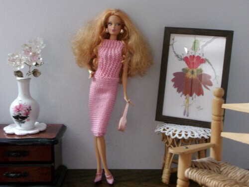 Barbie Cyrielle fait des essayages...