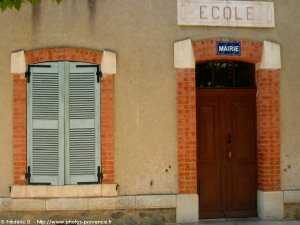 la mairie de sourribes