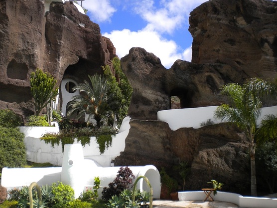 LagOmar Lanzarote - Omar Sharif's Beautiful House in a Quarry