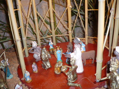 La crèche de l'église de Montcléra...