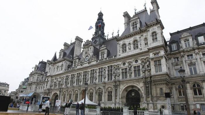 L'autre 8 mai 1945 (massacres de Sétif) manif Hôtel de Ville Paris 8 mai 2015 