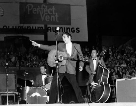 ELVIS 25 Novembre 1956 