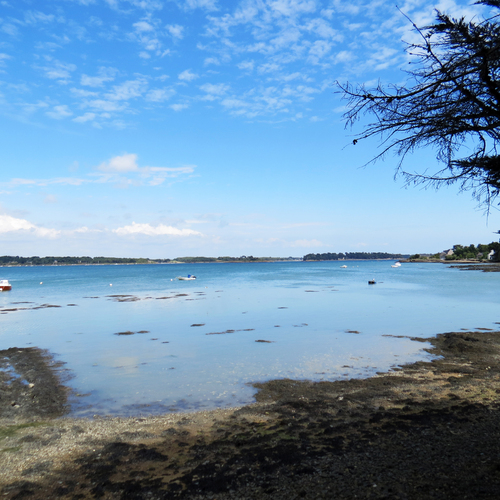 De Locmariaquer au Moulin à marée sur la rivière de Crac'h, Morbihan.