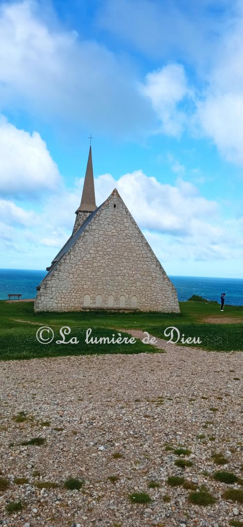 Étretat, la chapelle Notre-Dame de la Garde
