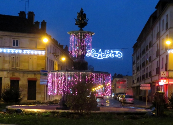 La ville de Châtillon sur Seine a mis  son costume de fête pour la fin de l'année 2022 !