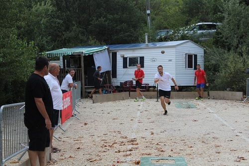 Belle Demonstration de Tir Sportif au Camping le Pommier  (CIEL VILLAGE le Mercrdi 9 Aout 2017)