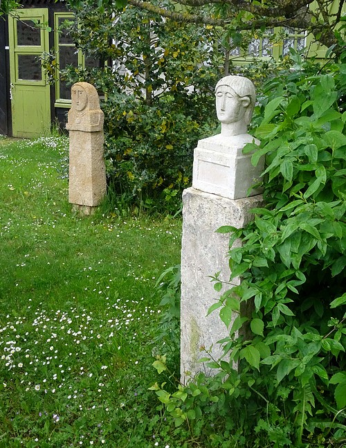 Eric de Laclos, sculpteur à Champagny...