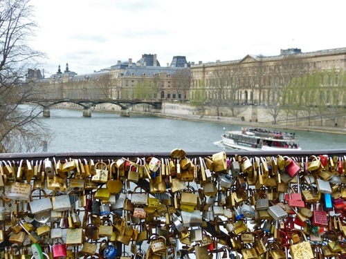 Les cadenas d'amour du Pont-Neuf