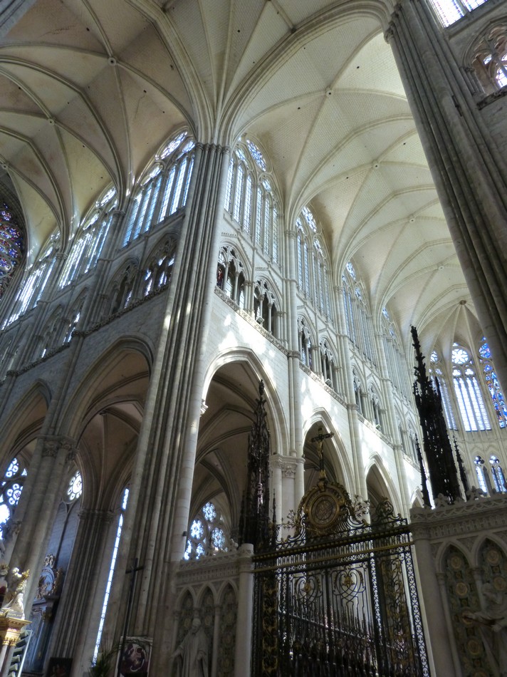 Cathédrale d'Amiens, ses lumières.