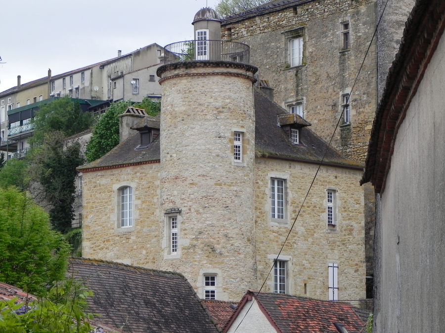 Puy-l'Évêque le château  (2)