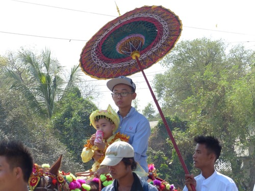 Shin byu ou fête du noviciat dans un autre village 