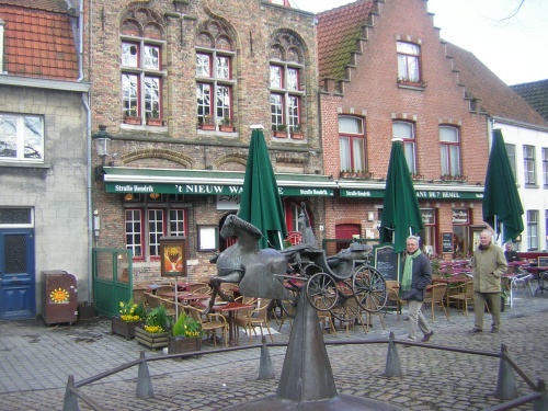 BRUGES, LA VENISE DU NORD