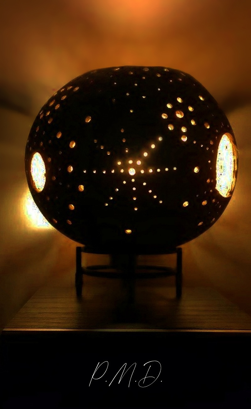 26 11 2023 - Lampe sur Celabasse percée à le Dremel