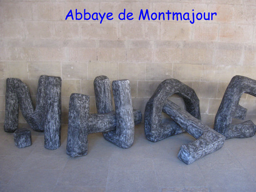 L'abbaye de Montmajour à Arles.