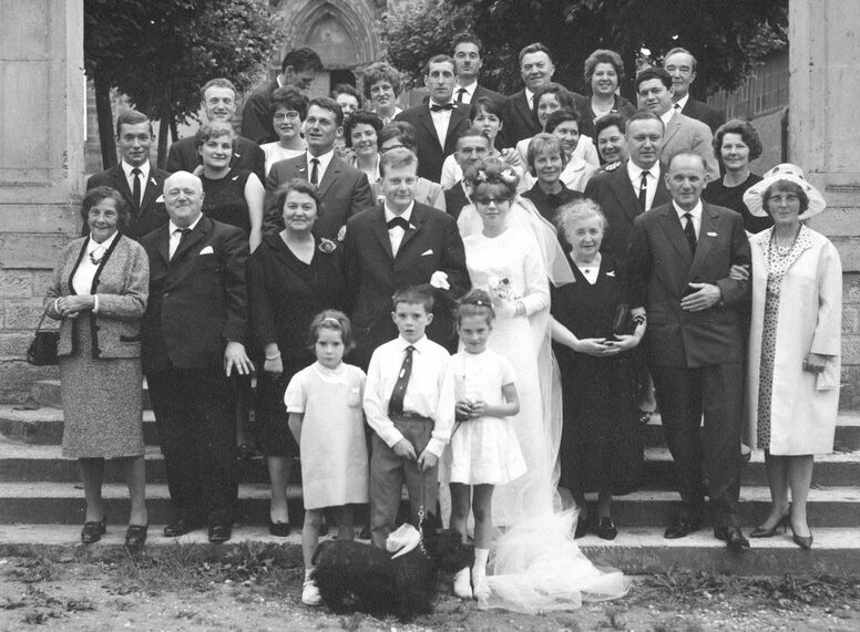 MARSEILLE - Mamiekéké et Cricri d' amour fêtent 51ans d' amour et de vie commune . 