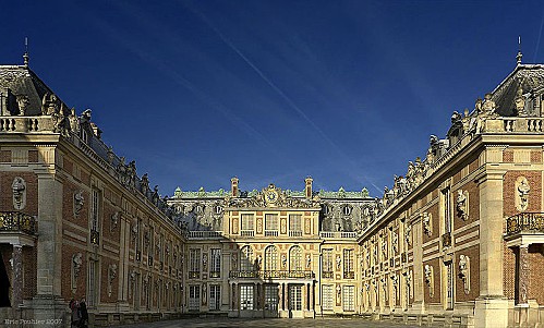 800px-Versailles_Palace.jpg