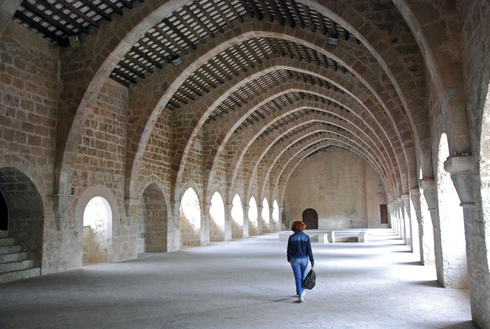 Catalogne - Monastère de Santes Creus - Le dortoir des moines