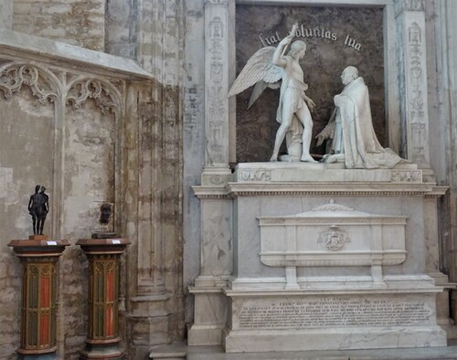 Autour de la cathédrale zaint Rombaut à Malines en Belzique (photos)