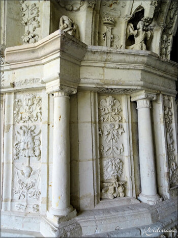 Photos détails du Cloître de l'Abbaye de Fontevraud