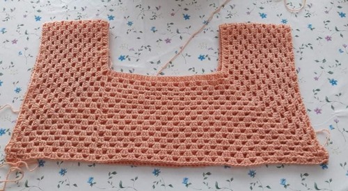 Top granny au crochet toutes tailles 