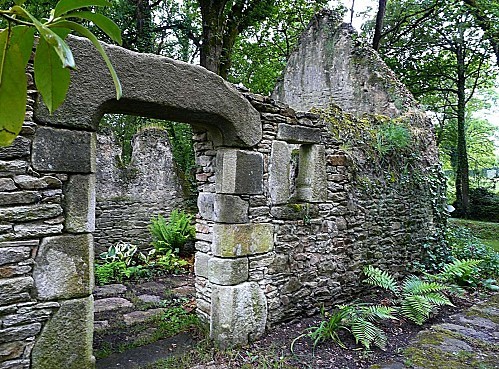 Kermoureau-ruines-P1180891.JPG