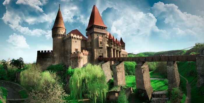 23 châteaux les plus beaux et magnifiques au monde