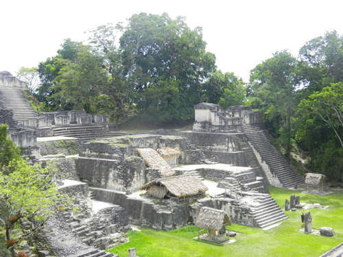 Tikal - Flores (Guatemala)