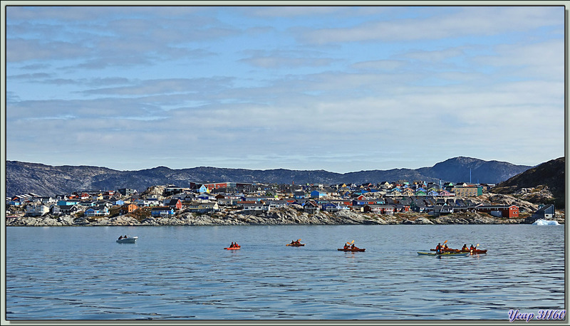 Des (jeunes) courageux partent d'Ilulissat en kayak afin de voir ce que nous avons fait en bateau à moteur ... - Baie de Disko - Groenland