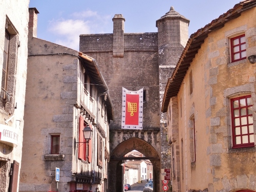 Parthenay dans les Deux-Sèvres (photos)